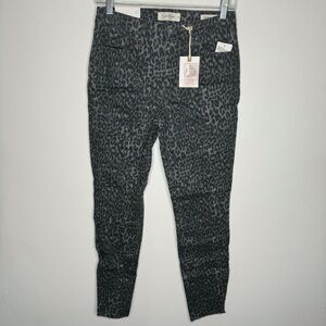 Jessica Simpson Adored High Rise Ankle Women’s Jeans Size 27